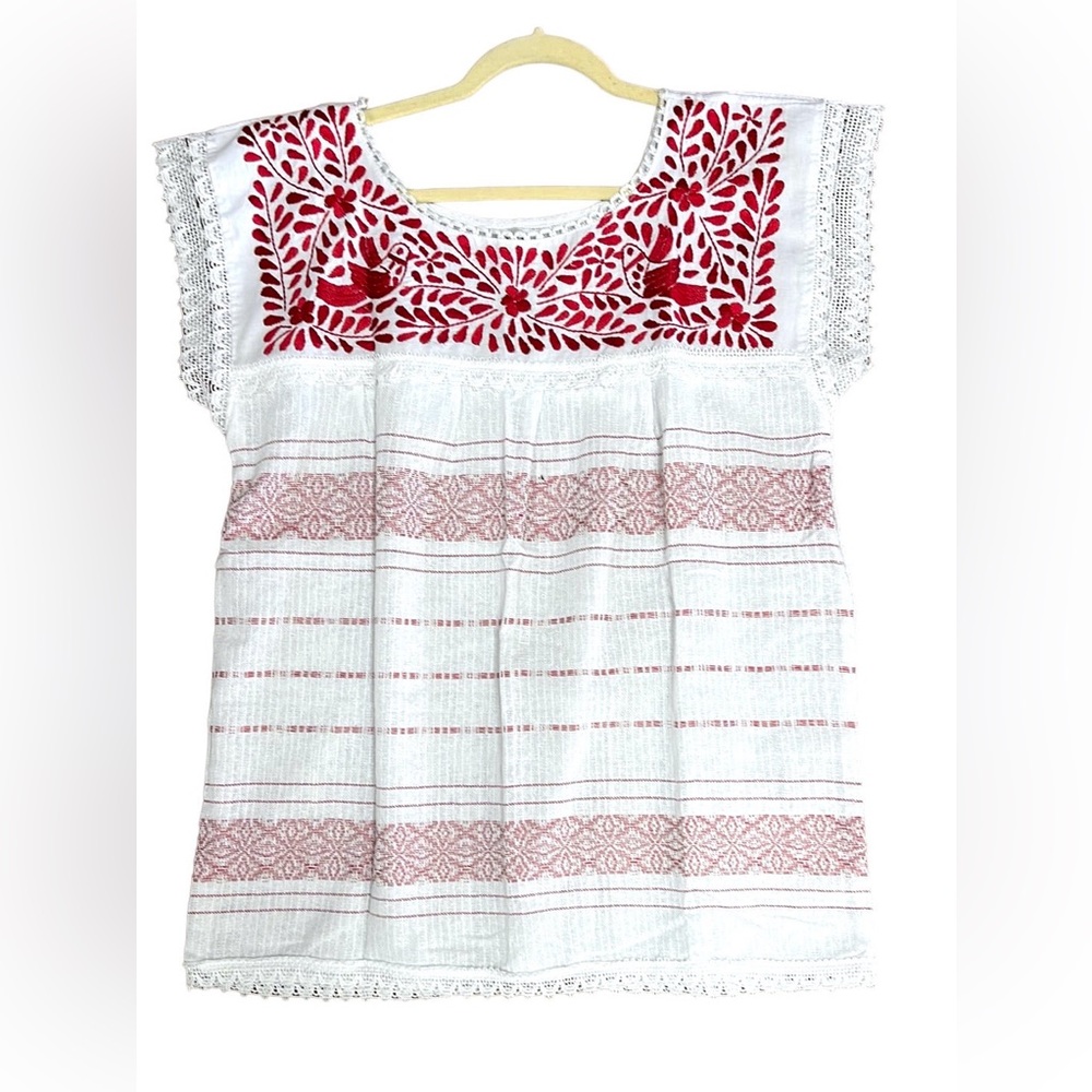 Oaxaca Paloma White | Red Top